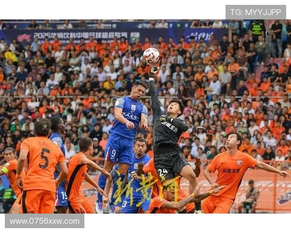 中超激烈对决上演,豪门球队争夺榜首位置,精彩进球频频上演 - 副本 (2) 中超激烈对决上演,豪门球队争夺榜首位置,精彩进球频频上演 - 副本 (2)